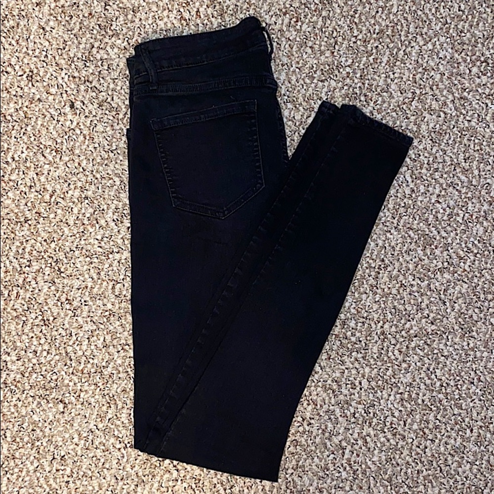 Black skinny jeans